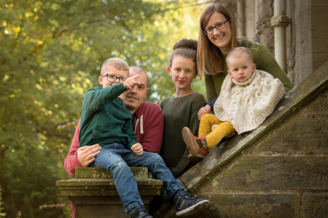 Family photographer Edinburgh Fife Lothian - family of mum, dad and three children at Lauriston Castle, Edinburgh