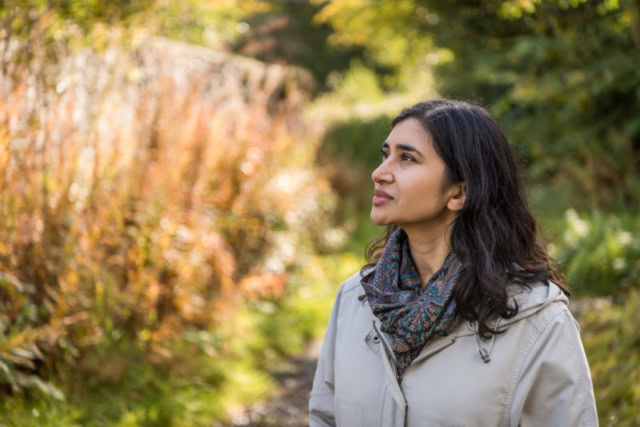 Personal Branding Photographer Edinburgh Davina Chauhan Yin Yoga social media 38 800x534