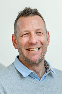 Professional-man-headshot-Edinburgh-Scotland