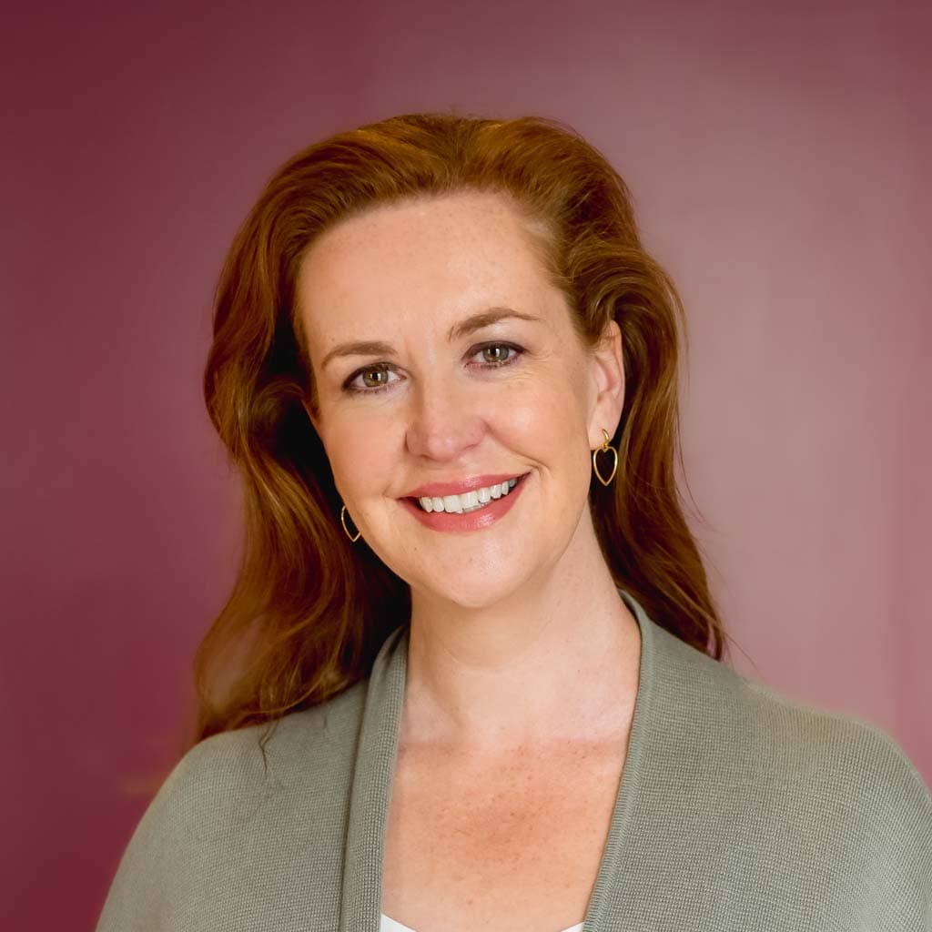 Professional headshot of business consultant Yvonne Anderson created by a brand photographer in Glasgow